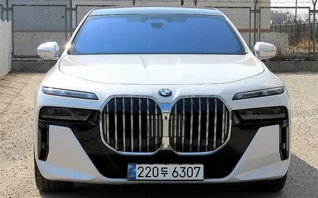 7시리즈 (G70) 740i xDrive M 스포츠