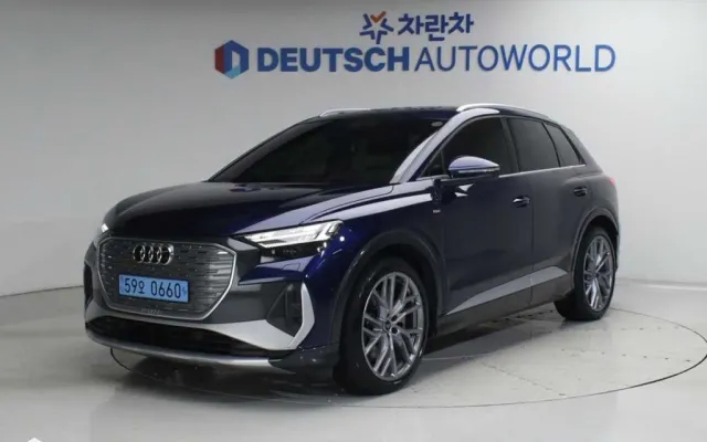 Q4 e-트론 45 프리미엄